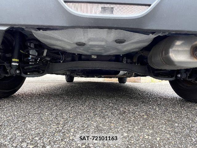 Toyota YARIS 2020-08 7903695-15