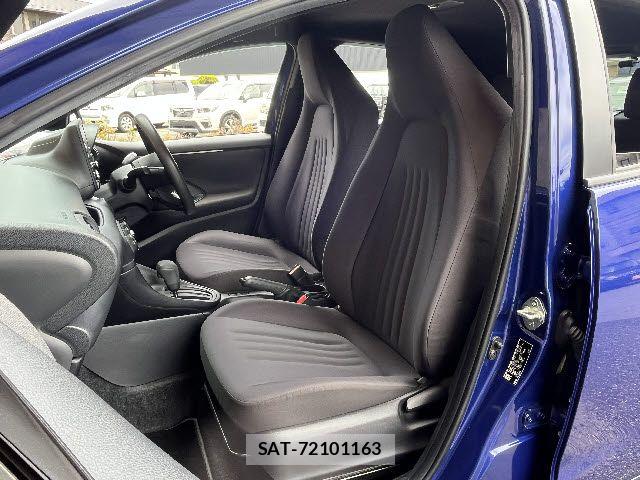 Toyota YARIS 2020-08 7903695-18
