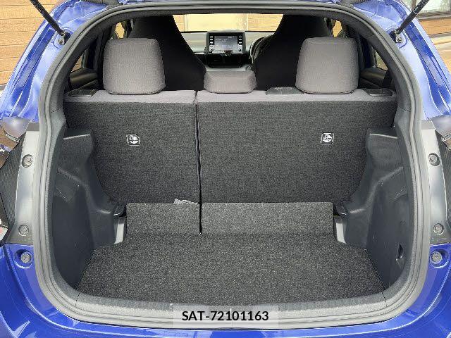 Toyota YARIS 2020-08 7903695-20