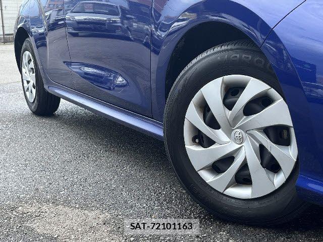 Toyota YARIS 2020-08 7903695-26