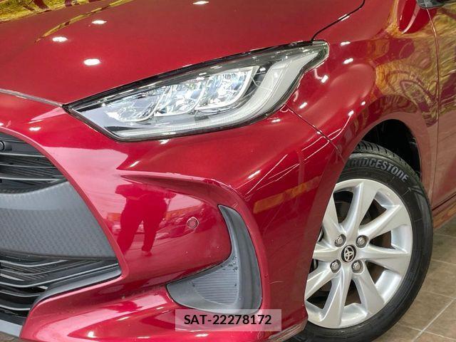 Toyota YARIS 2020-09 7903692-11