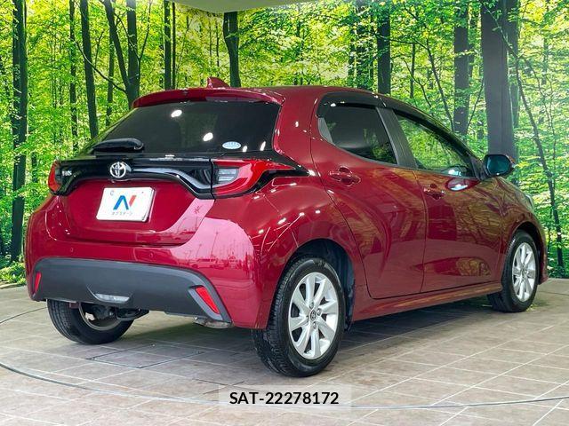 Toyota YARIS 2020-09 7903692-16