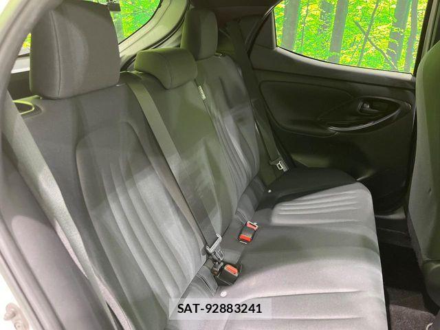 Toyota YARIS 2020-04 7903690-8