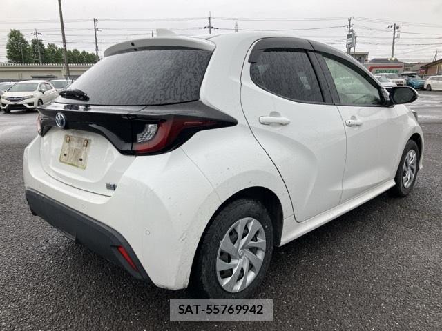 Toyota YARIS 2021-06 7939787-1