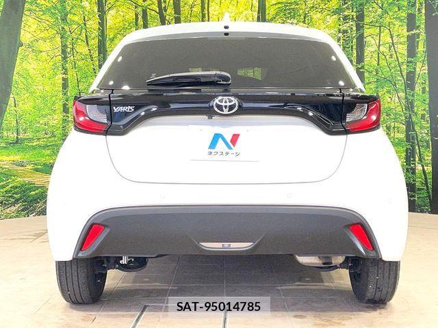 Toyota YARIS 2020-07 7964535-14