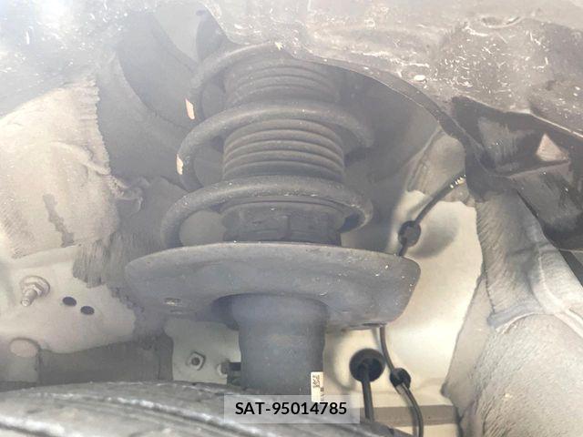 Toyota YARIS 2020-07 7964535-19