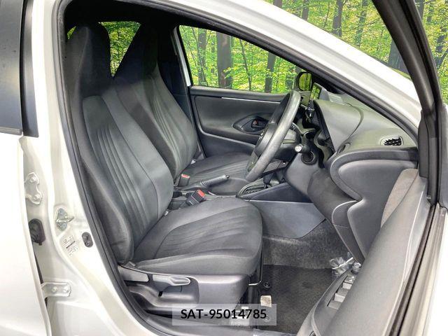 Toyota YARIS 2020-07 7964535-7