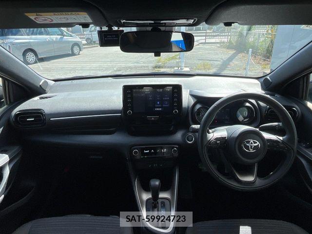 Toyota YARIS 2021-05 7964536-1