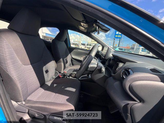 Toyota YARIS 2021-05 7964536-8
