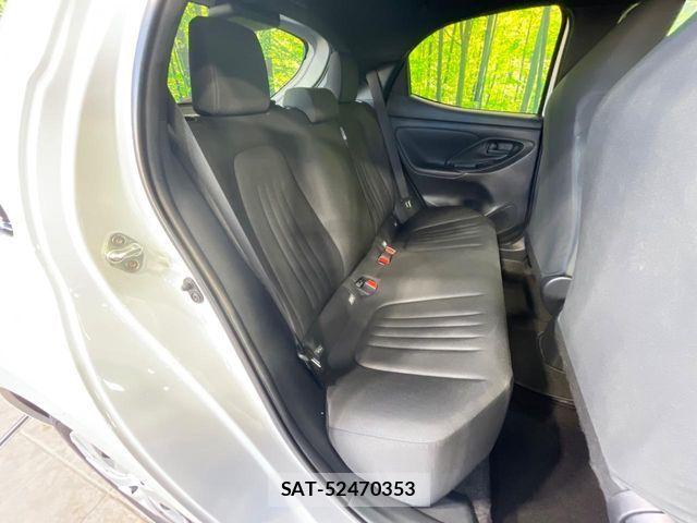 Toyota YARIS 2025-06 7964534-9