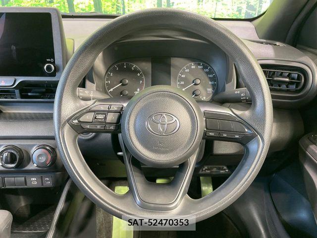 Toyota YARIS 2025-06 7964534-11
