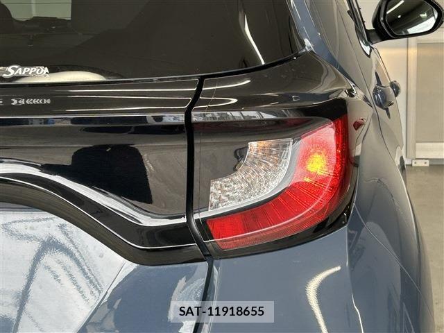 Toyota YARIS 2024-08 7981683-9