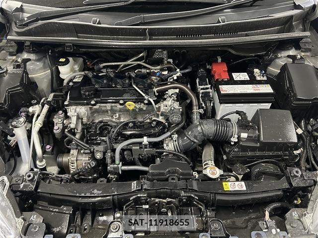 Toyota YARIS 2024-08 7981683-27