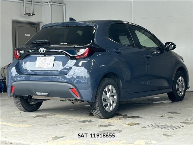 Toyota YARIS 2024-08 7981683-4