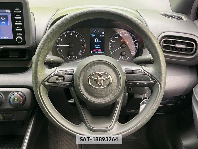 Toyota YARIS 2021-06 7981684-10