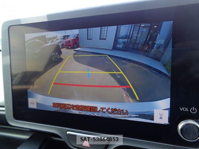 Toyota YARIS 2024-08 7981682-15