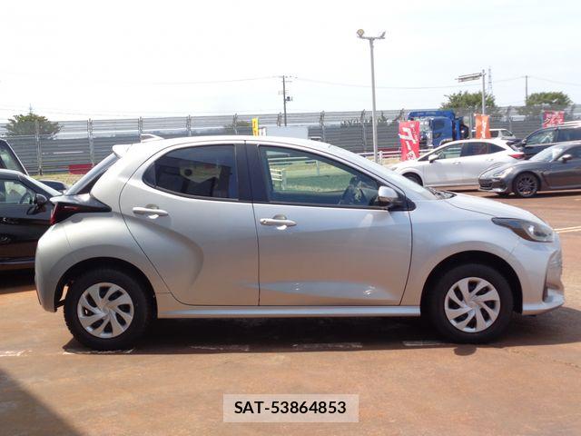 Toyota YARIS 2024-08 7981682-2