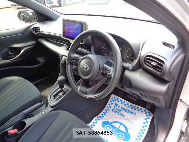 Toyota YARIS 2024-08 7981682-6