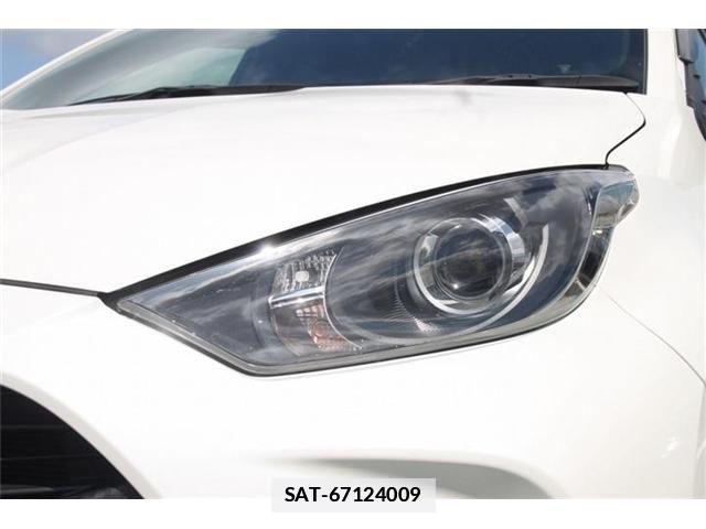 Toyota YARIS 2021-03 7981681-11