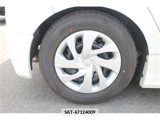 Toyota YARIS 2021-03 7981681-25
