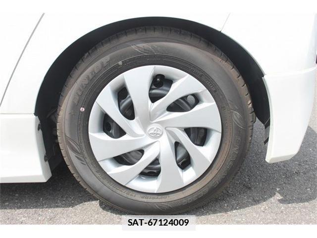 Toyota YARIS 2021-03 7981681-26