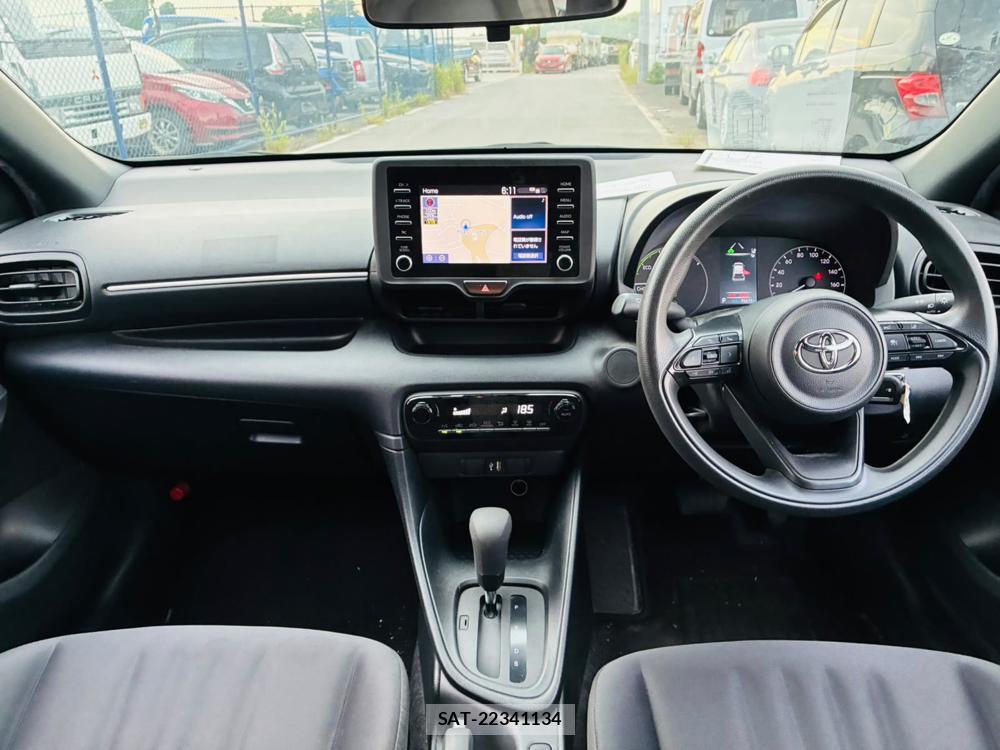 Toyota YARIS 2025-07 7939788-12