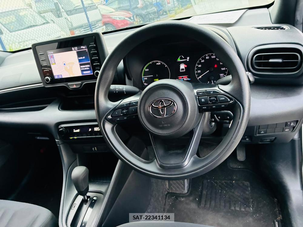Toyota YARIS 2025-07 7939788-14