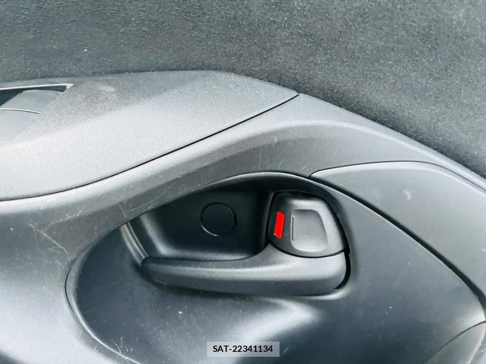Toyota YARIS 2025-07 7939788-20