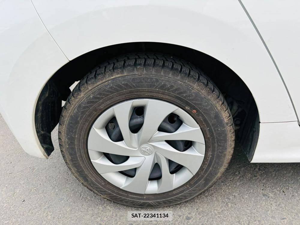 Toyota YARIS 2025-07 7939788-27
