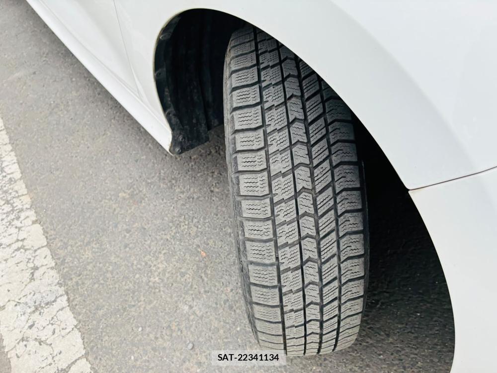 Toyota YARIS 2025-07 7939788-32