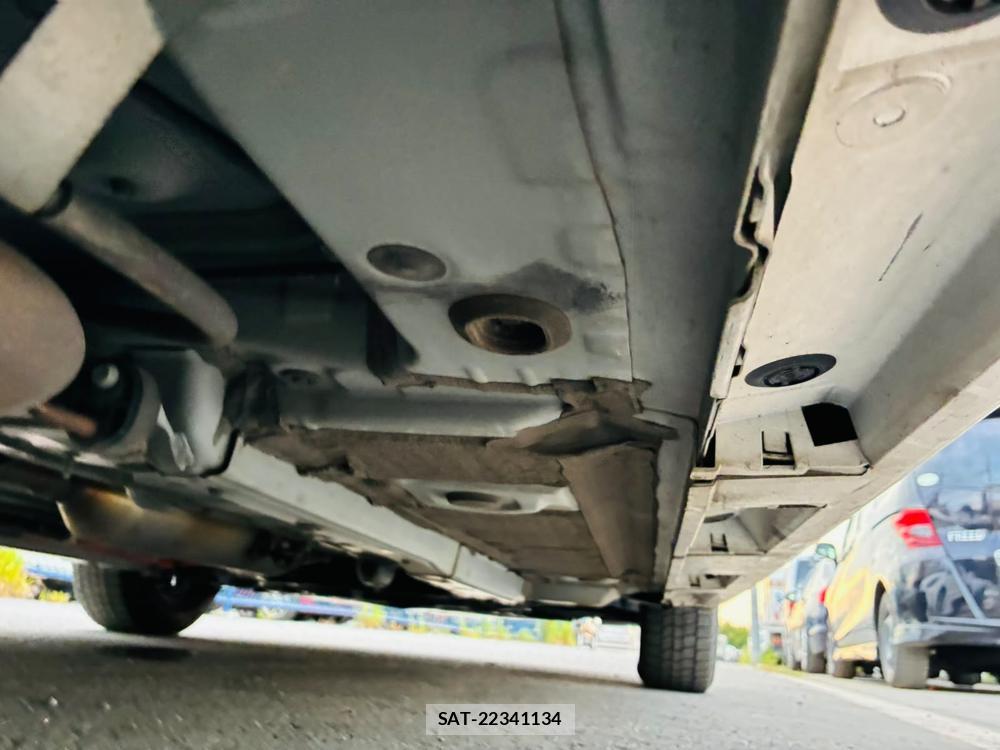 Toyota YARIS 2025-07 7939788-37