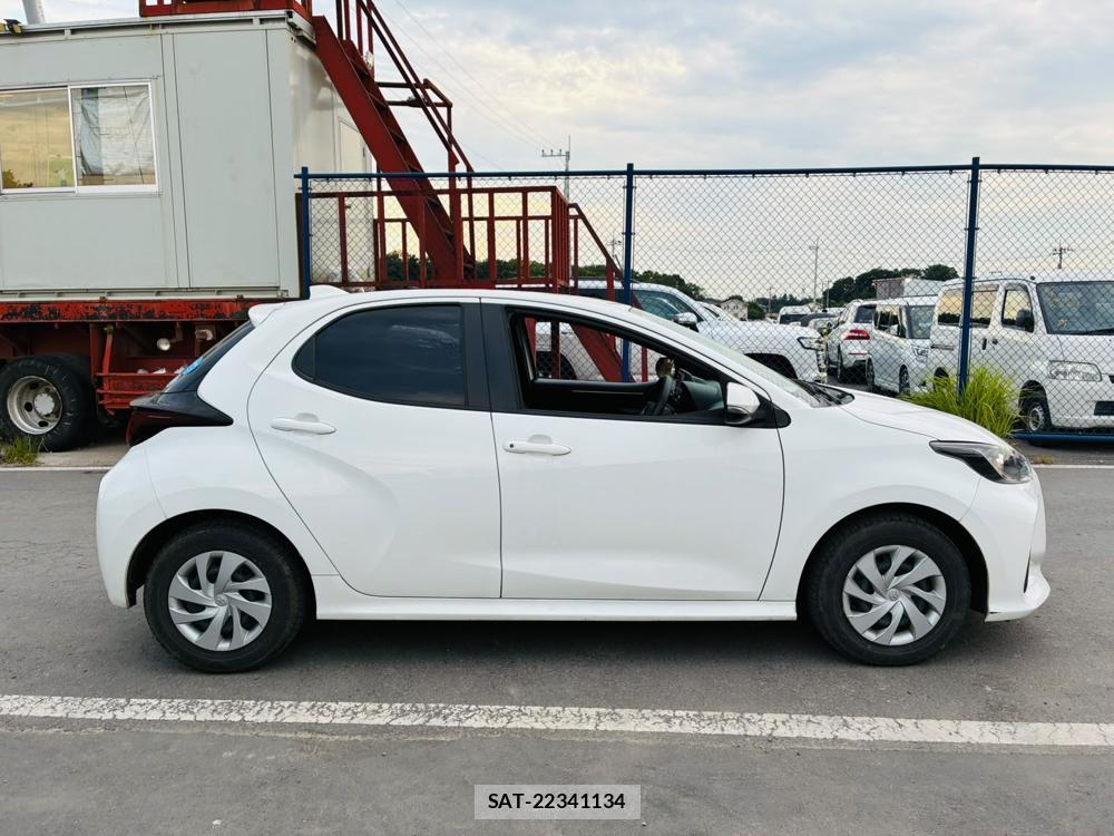 Toyota YARIS 2025-07 7939788-5