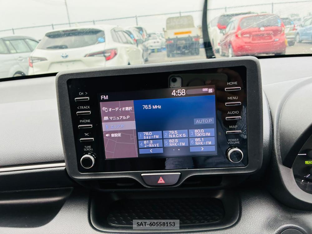 Toyota YARIS 2021-06 7892157-18