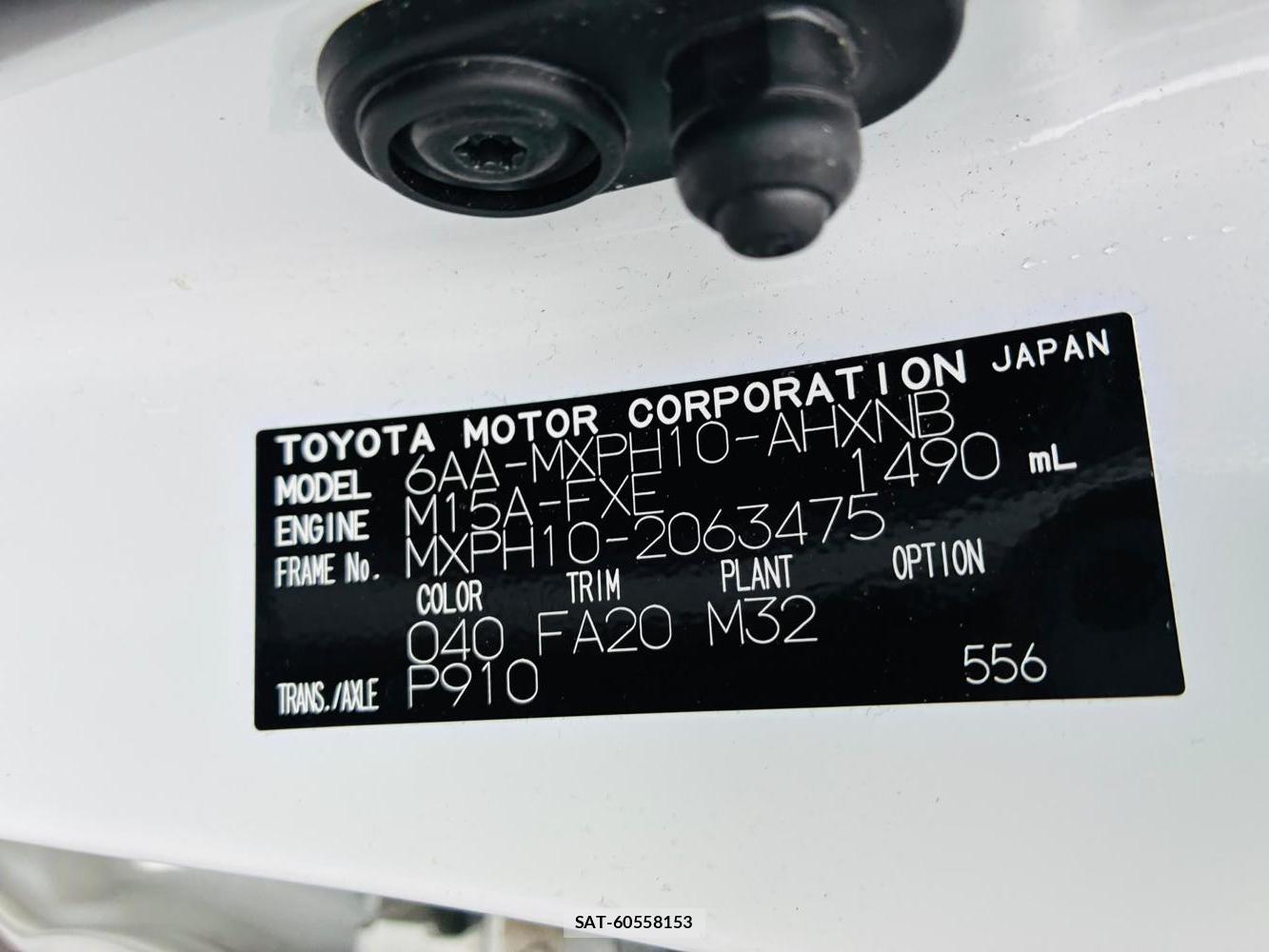 Toyota YARIS 2021-06 7892157-38