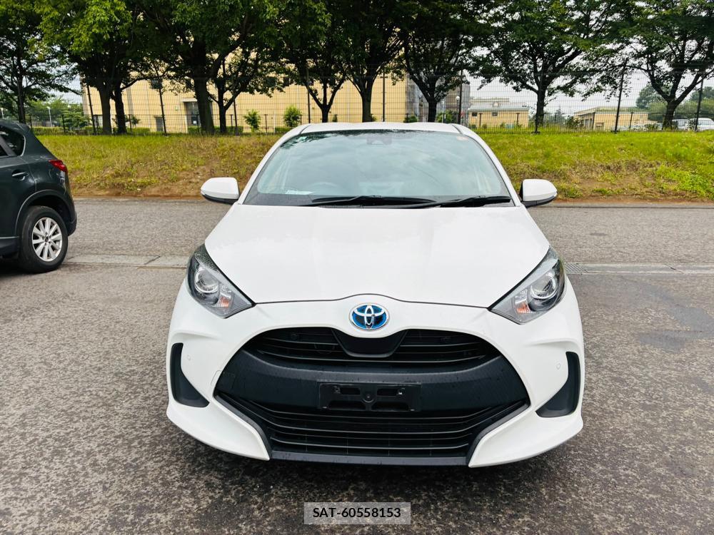 Toyota YARIS 2021-06 7892157-7