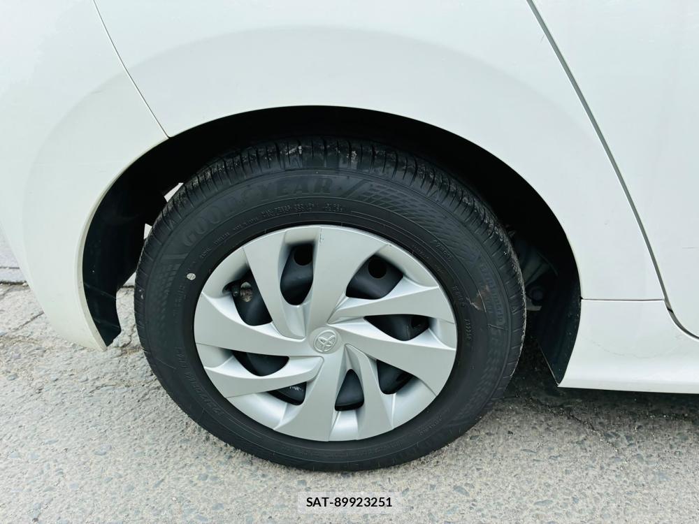 Toyota YARIS 2023-06 7892158-27