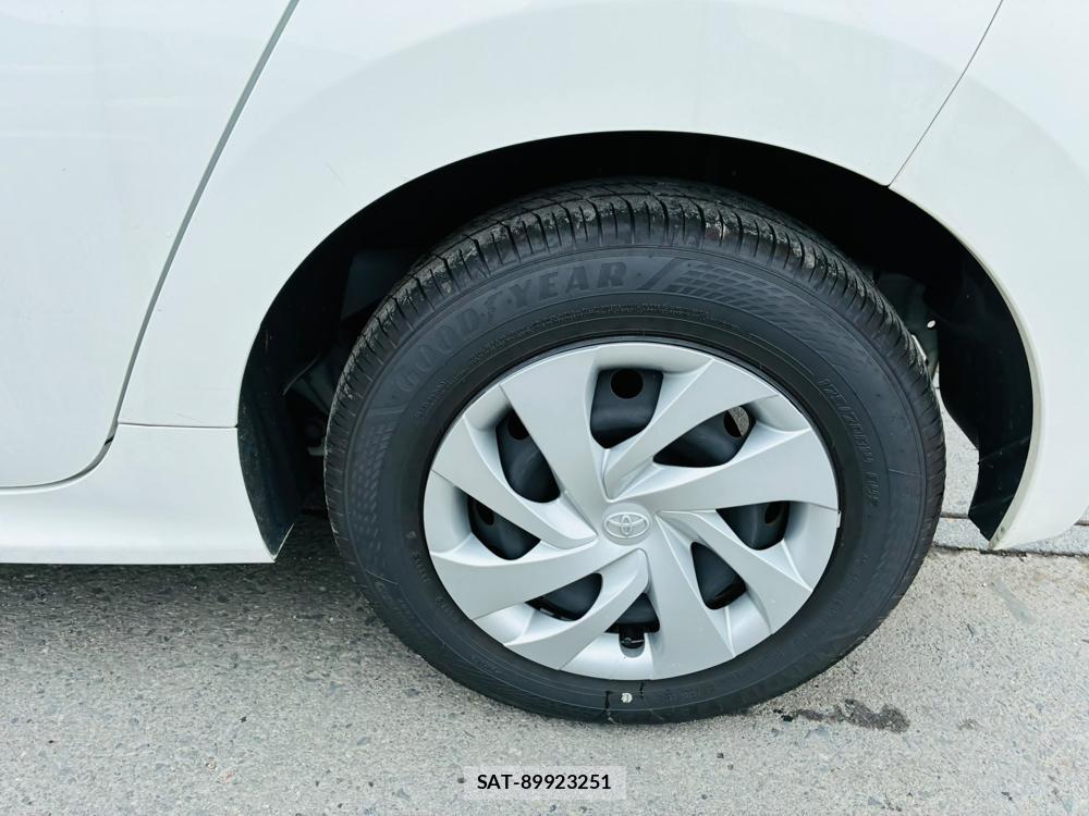 Toyota YARIS 2023-06 7892158-30