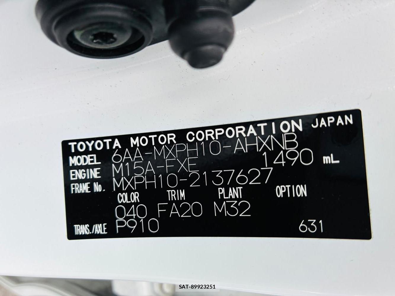 Toyota YARIS 2023-06 7892158-39