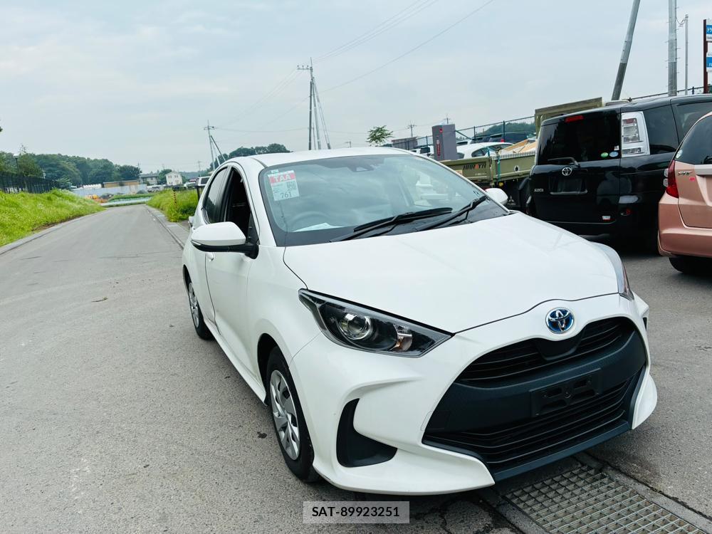 Toyota YARIS 2023-06 7892158-6