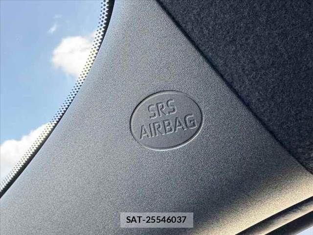 Toyota YARIS 2021-06 8039439-24