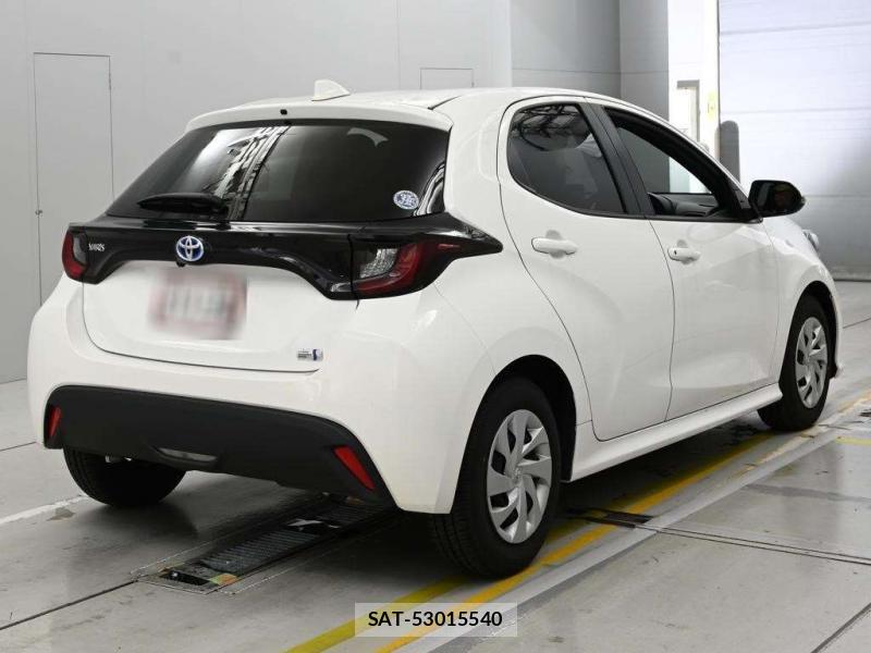 Toyota YARIS 2023-07 8045317-1