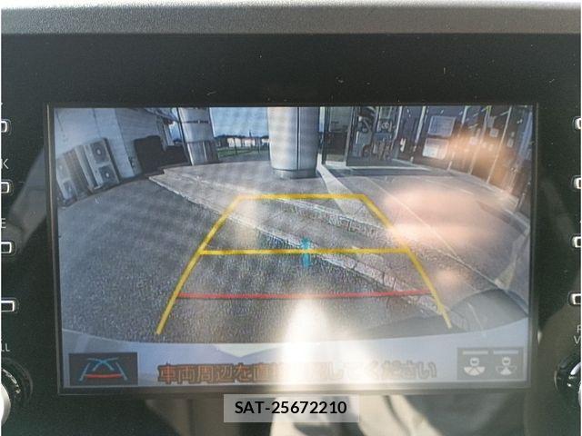 Toyota YARIS 2022-08 8039440-14
