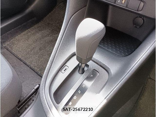Toyota YARIS 2022-08 8039440-16