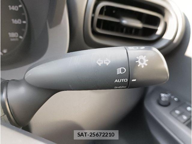 Toyota YARIS 2022-08 8039440-18