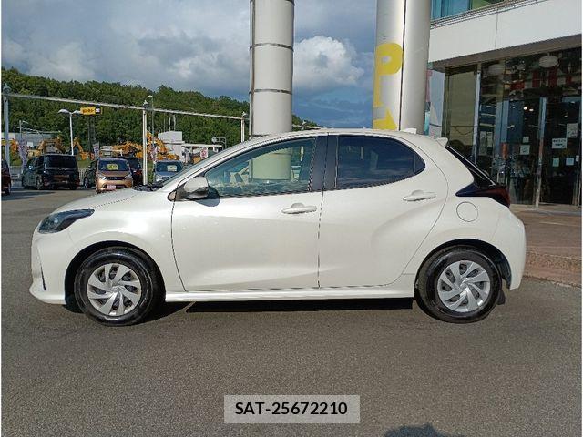 Toyota YARIS 2022-08 8039440-4