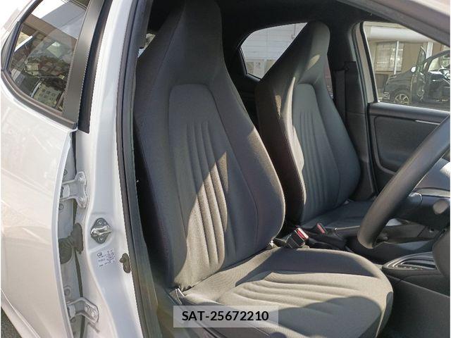 Toyota YARIS 2022-08 8039440-7