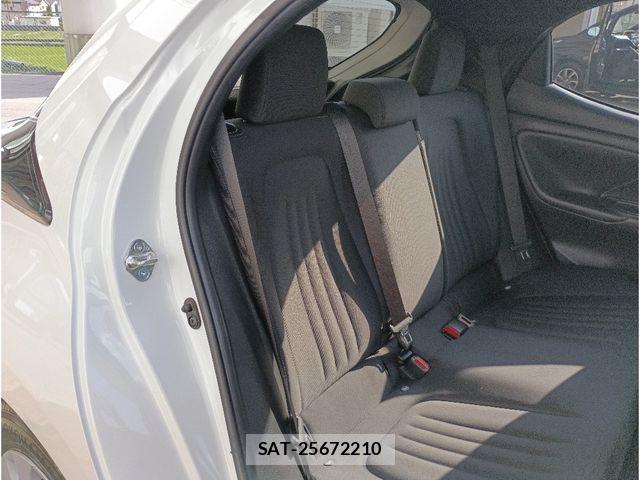 Toyota YARIS 2022-08 8039440-8