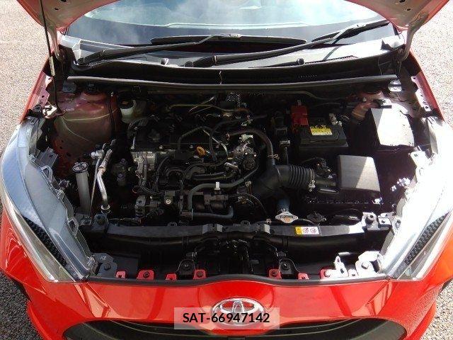 Toyota YARIS 2020-06 8039438-14