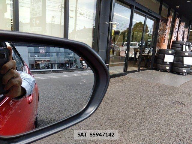 Toyota YARIS 2020-06 8039438-19