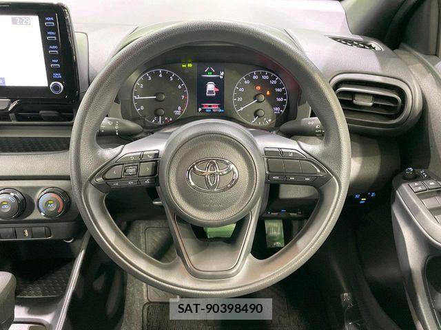 Toyota YARIS 2020-07 8076279-11